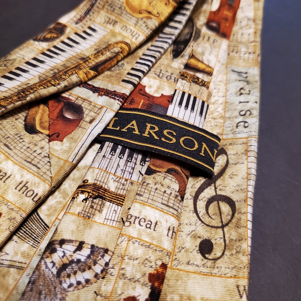 Larson Tan Musical Instruments Silk Tie - Picture 3 of 5